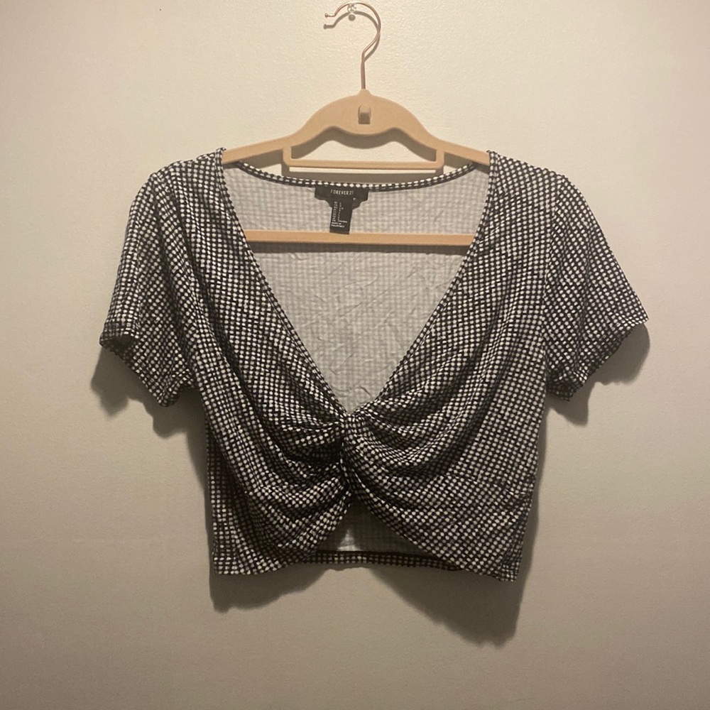 Black and white crop top